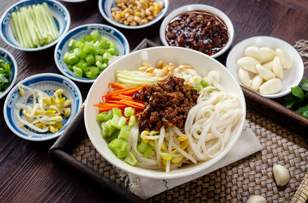 Zhajiangmian